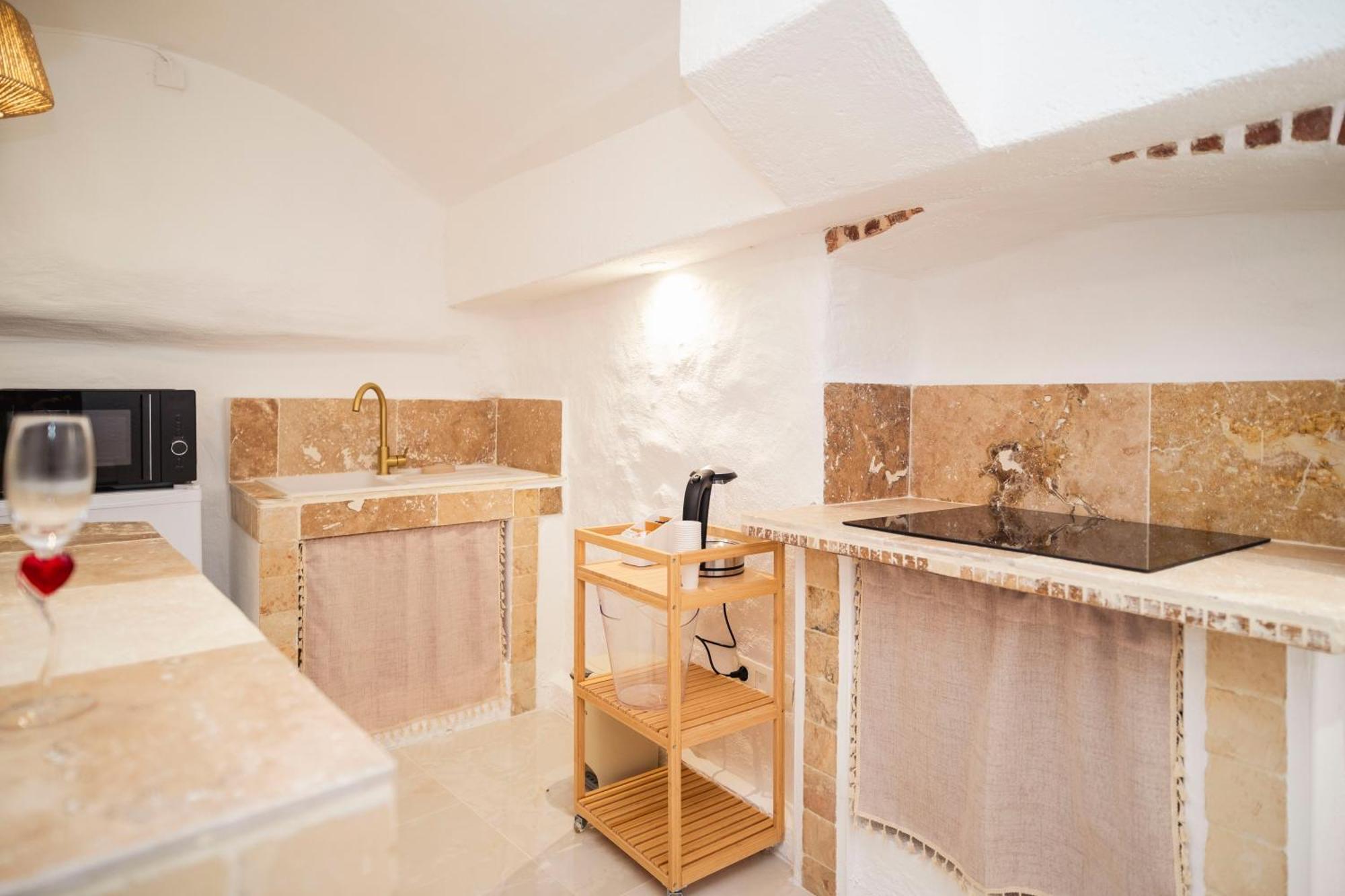 Le Temple D'Aphrodite, Appartement Avec Spa Vienne  Exteriör bild