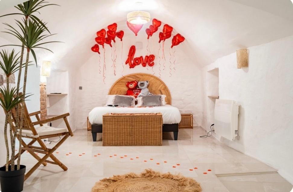 Le Temple D'Aphrodite, Appartement Avec Spa Vienne  Exteriör bild